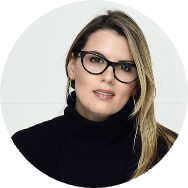 Lorna Hagen headshot